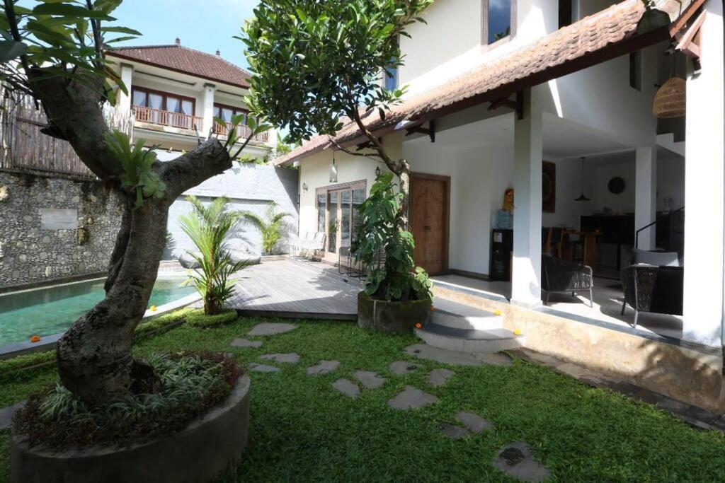 Villa Oasis: Central - Casa Tepi Kali 2 *
