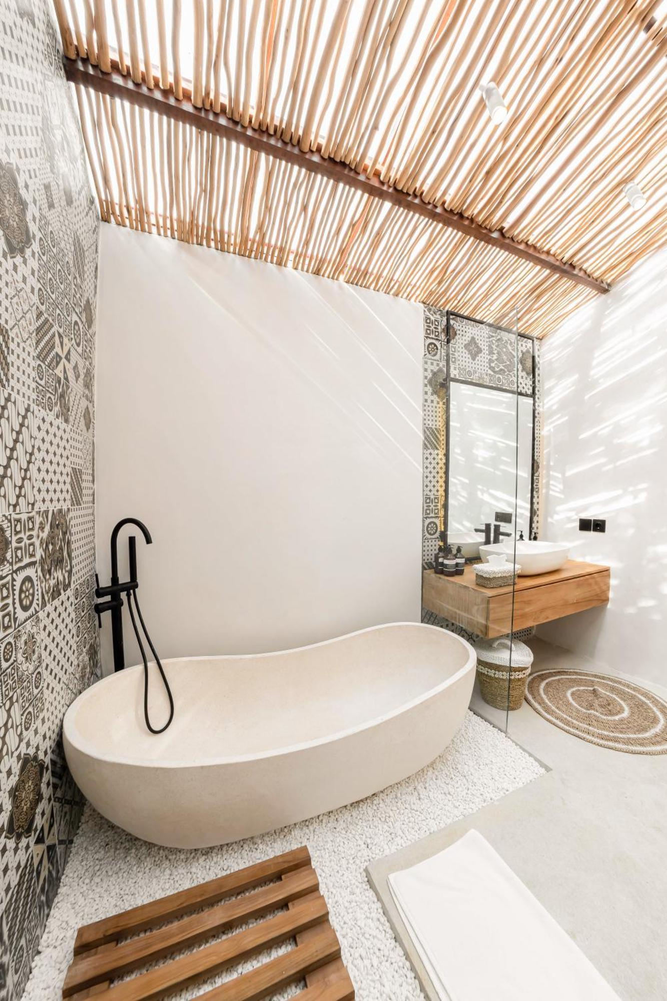 Hijau By Evdekimi - Charming 2br Escape With Pool, Outdoor Lounge, Lush Garden - Long Extras Ubud (Bali)