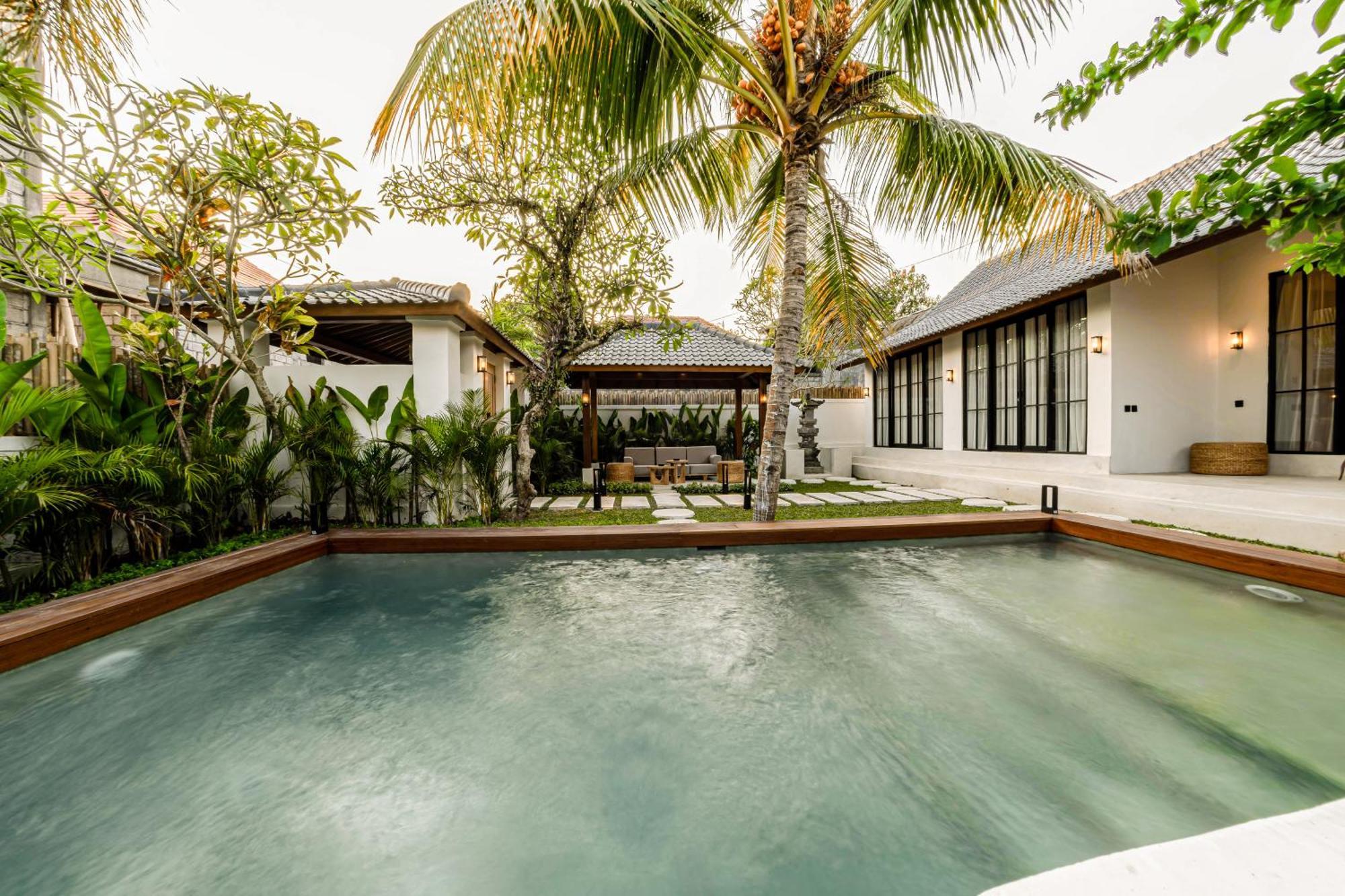 Hijau By Evdekimi - Charming 2br Escape With Pool, Outdoor Lounge, Lush Garden - Long Extras Villa *