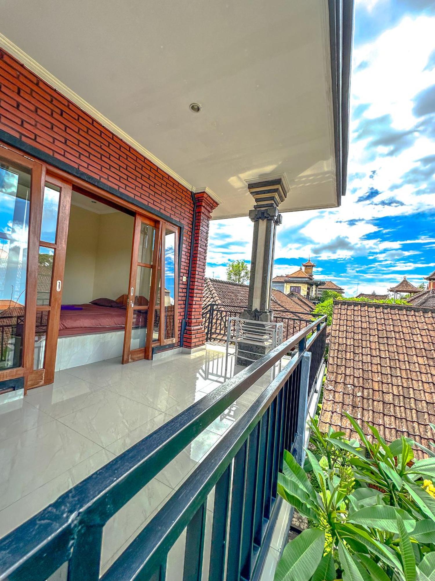 Homestay Ojek's