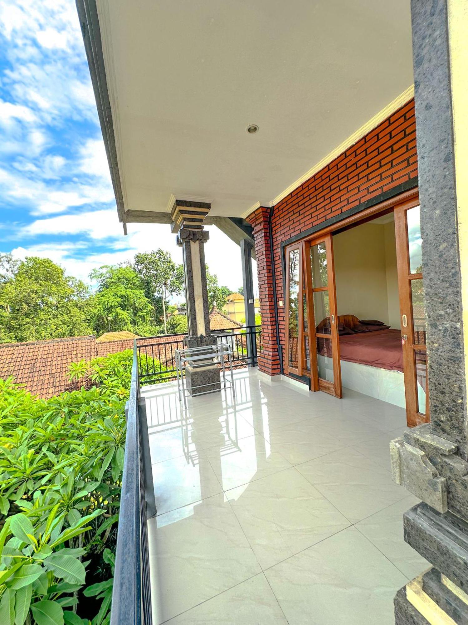 Homestay Ojek's