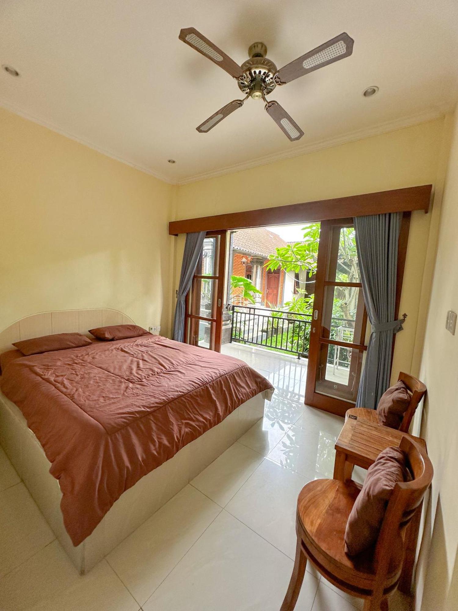 Homestay Ojek's