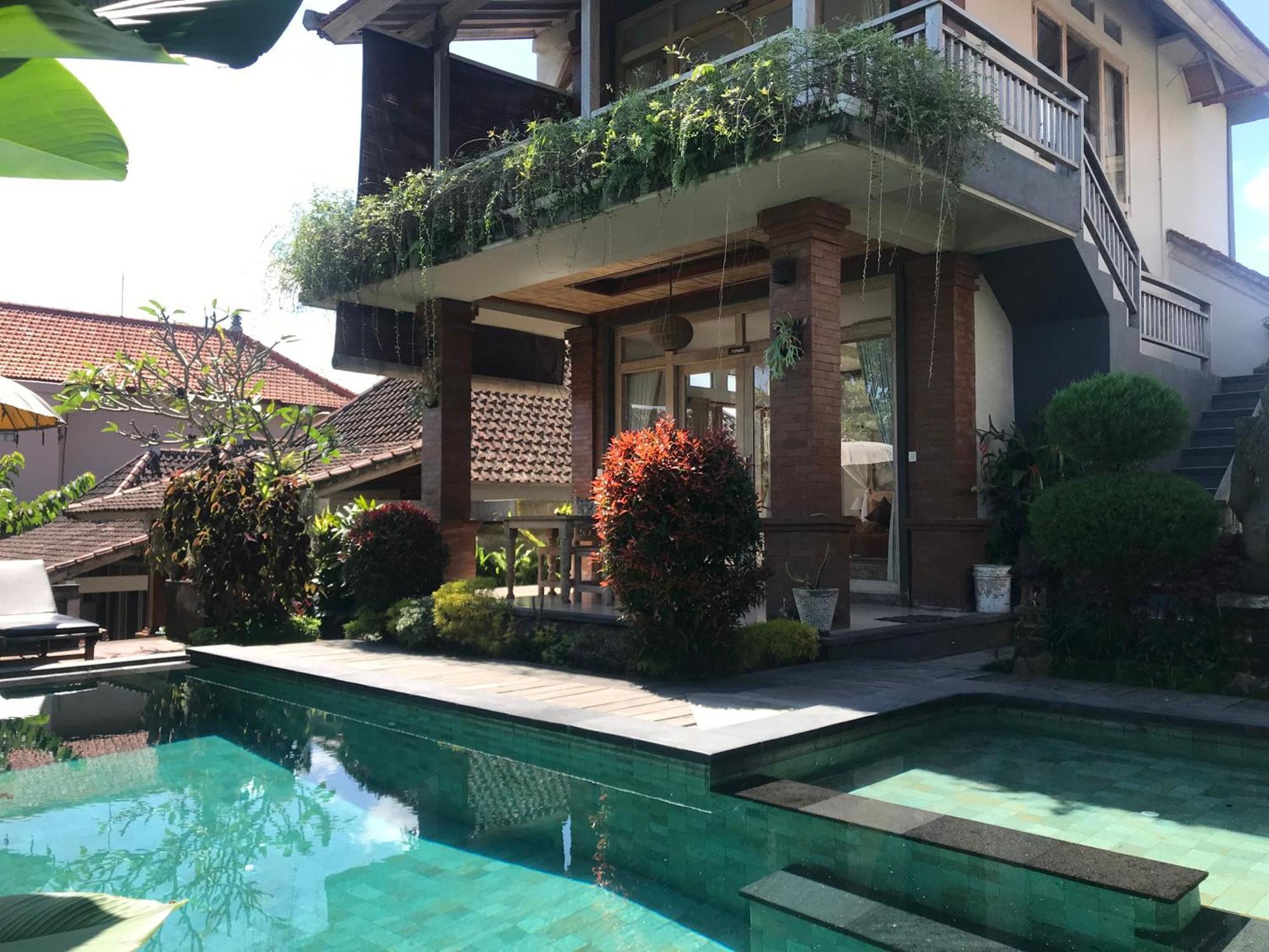 Villa Raditya *