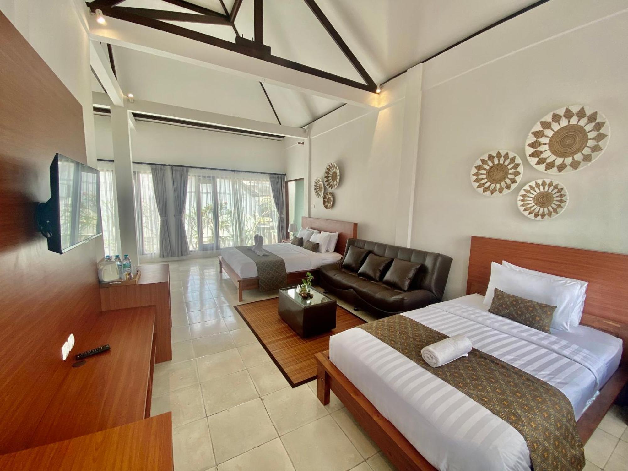 Grey House Monkey Forest 3*