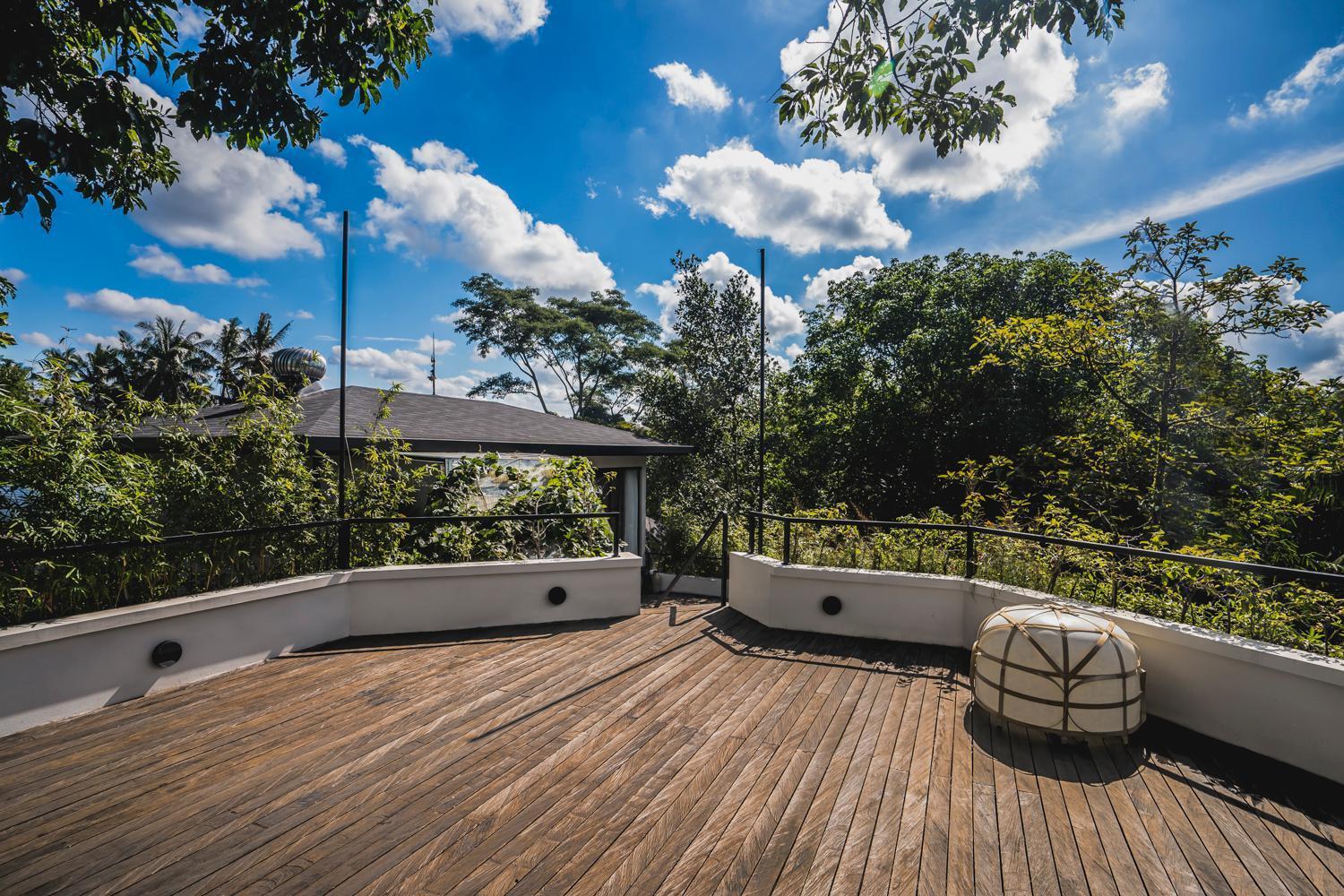 Villa Milliways Bali - Playful Boutique By The Jungle Gorge - 3 Bedrooms *