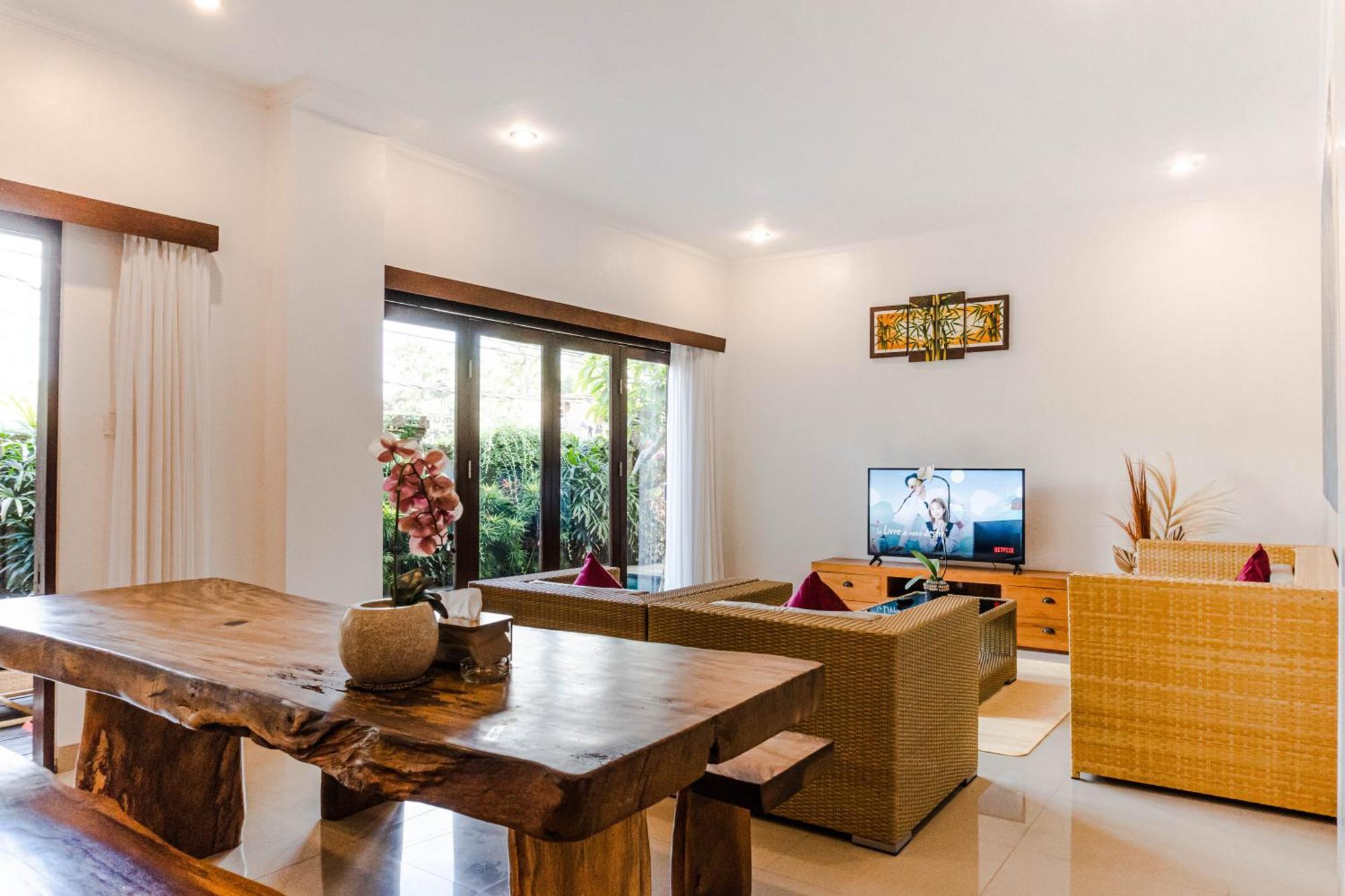 Swadana House By Supala Villa *