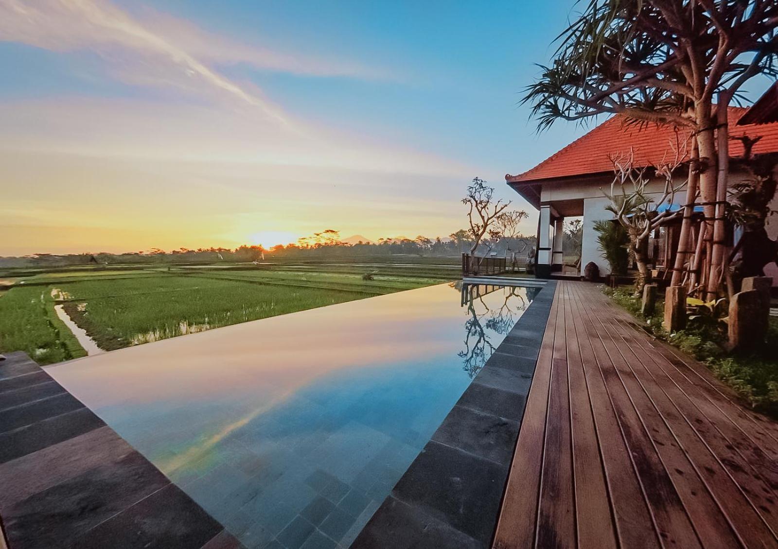 Umah Sunset *
