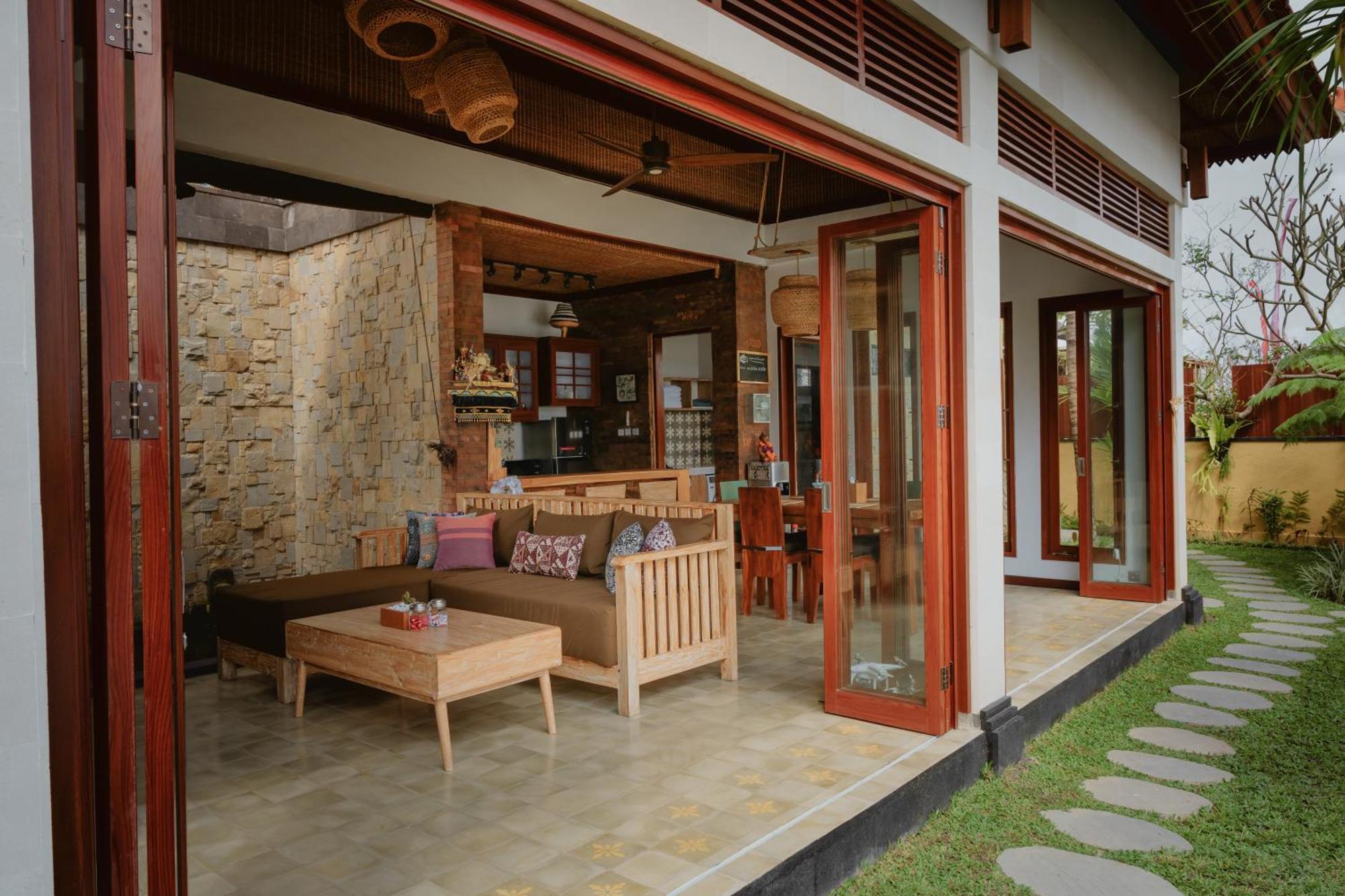 Umah Sunset Villa *