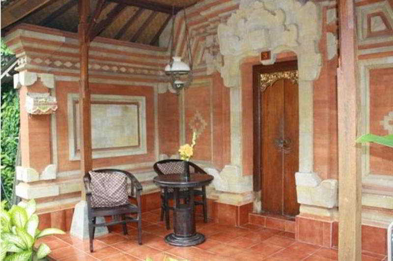 Warsa's Garden And Guest house 3*