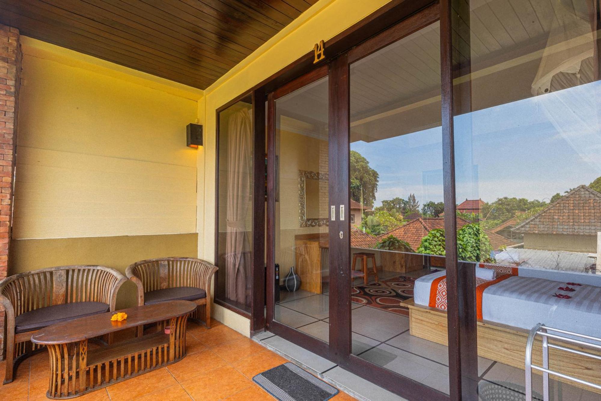 Guest house Kutuh 4*