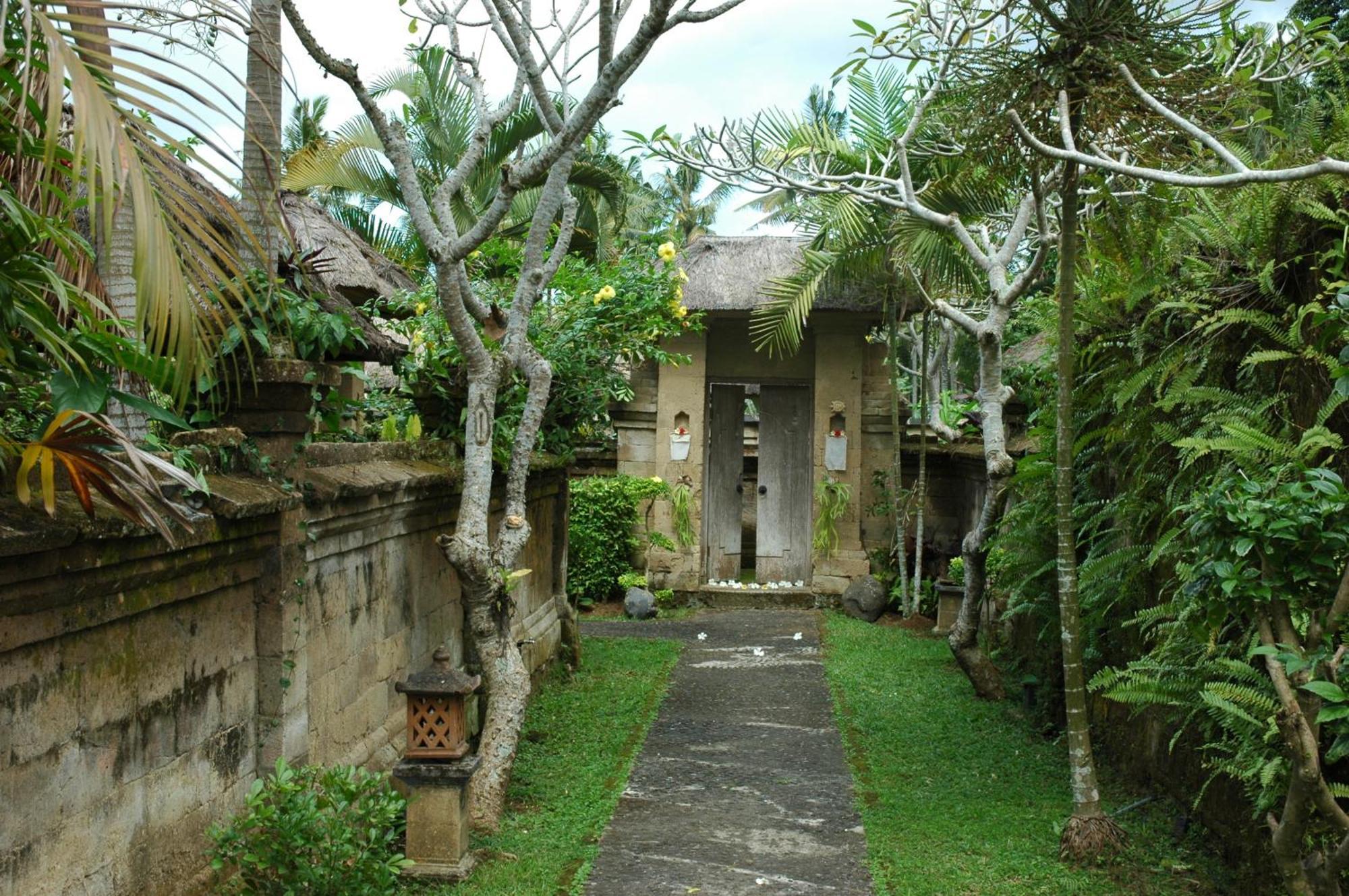 Resort Bumi 3*