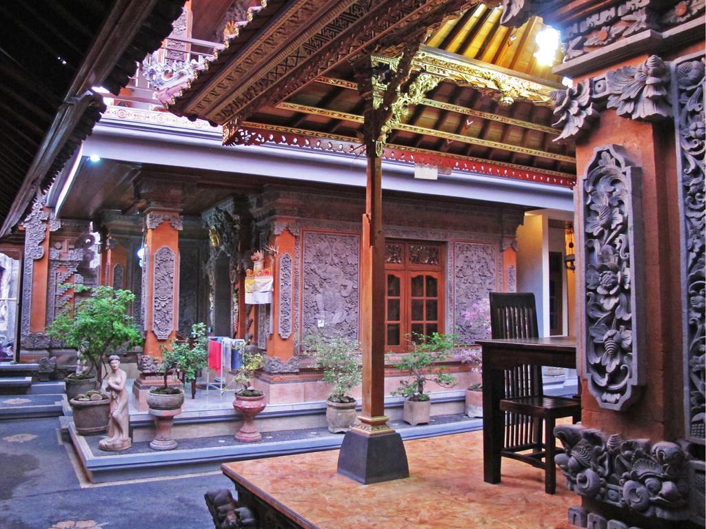 Warini Homestay