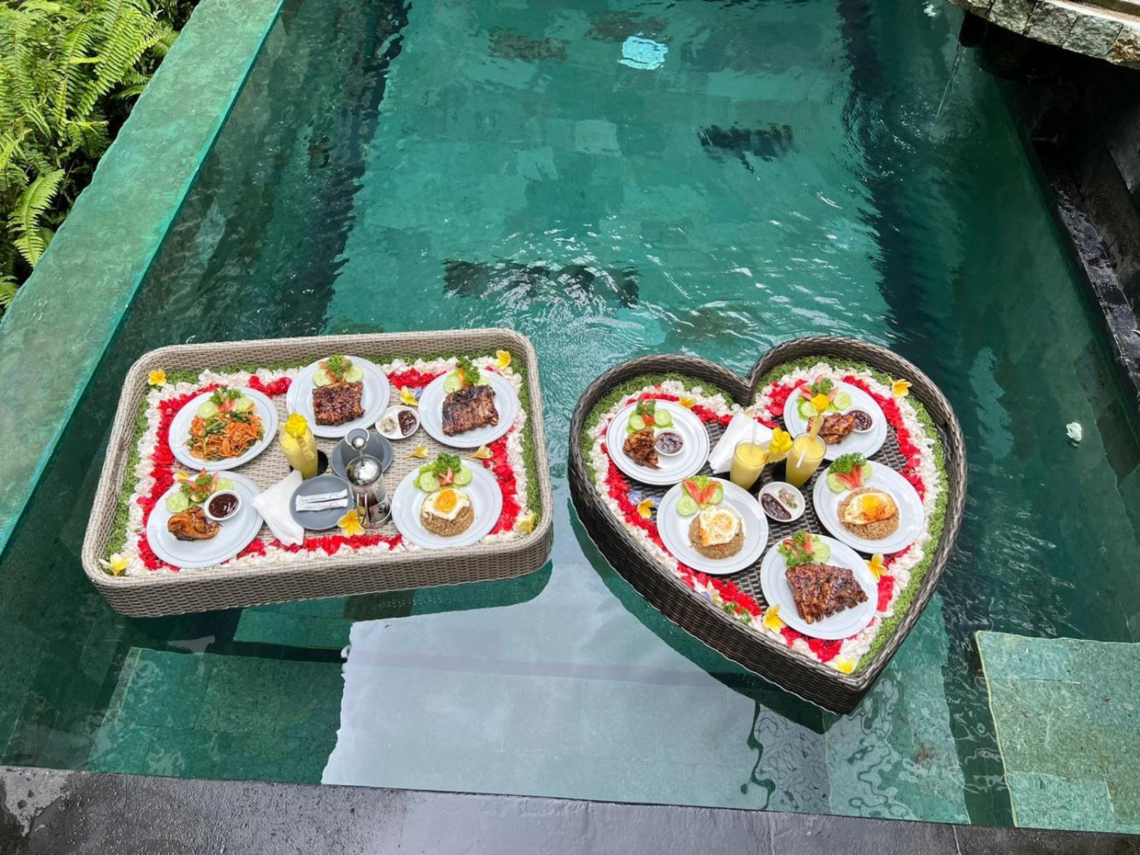 Karunia House Villa *