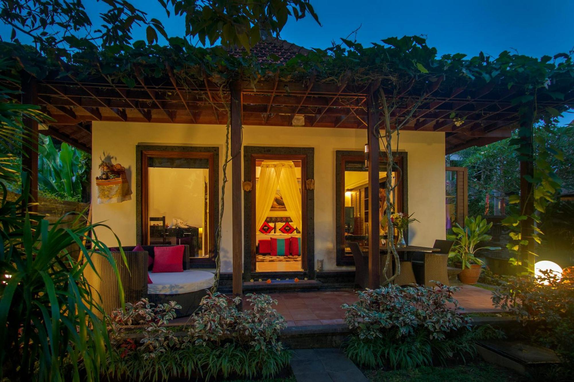 Villa Baruna Sari *