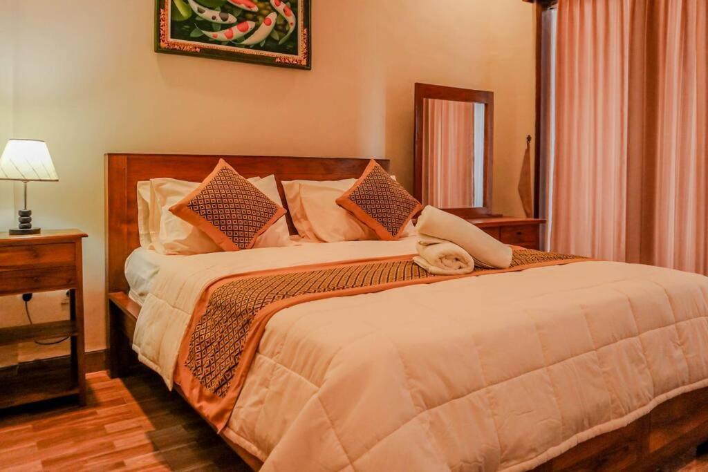 Tebe Mesari Bed & Breakfast *