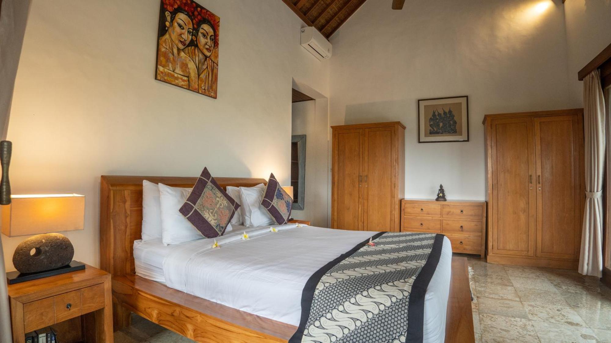 Maya Ubud, Peaceful Rice Field View Villa Ubud (Bali)
