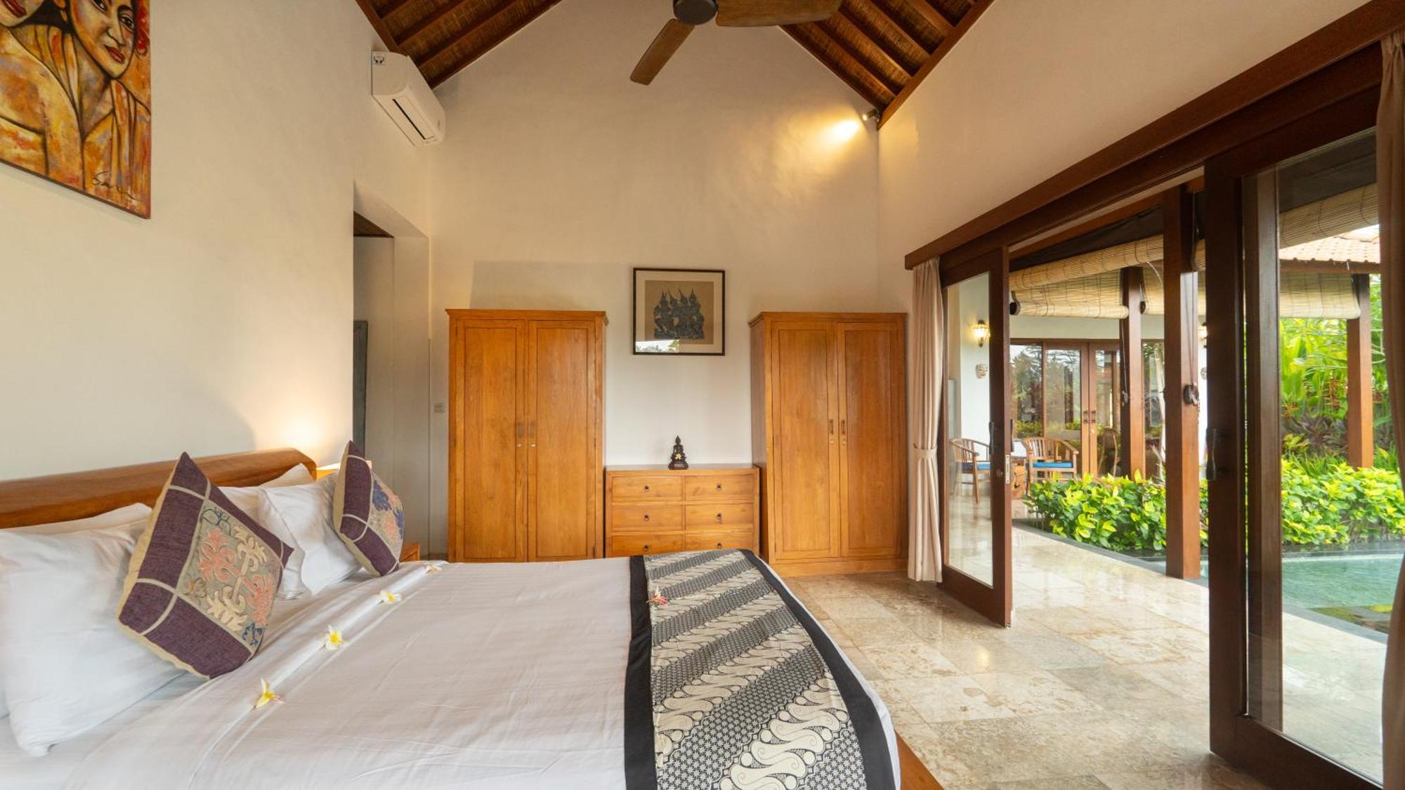 Maya Ubud, Peaceful Rice Field View Villa *