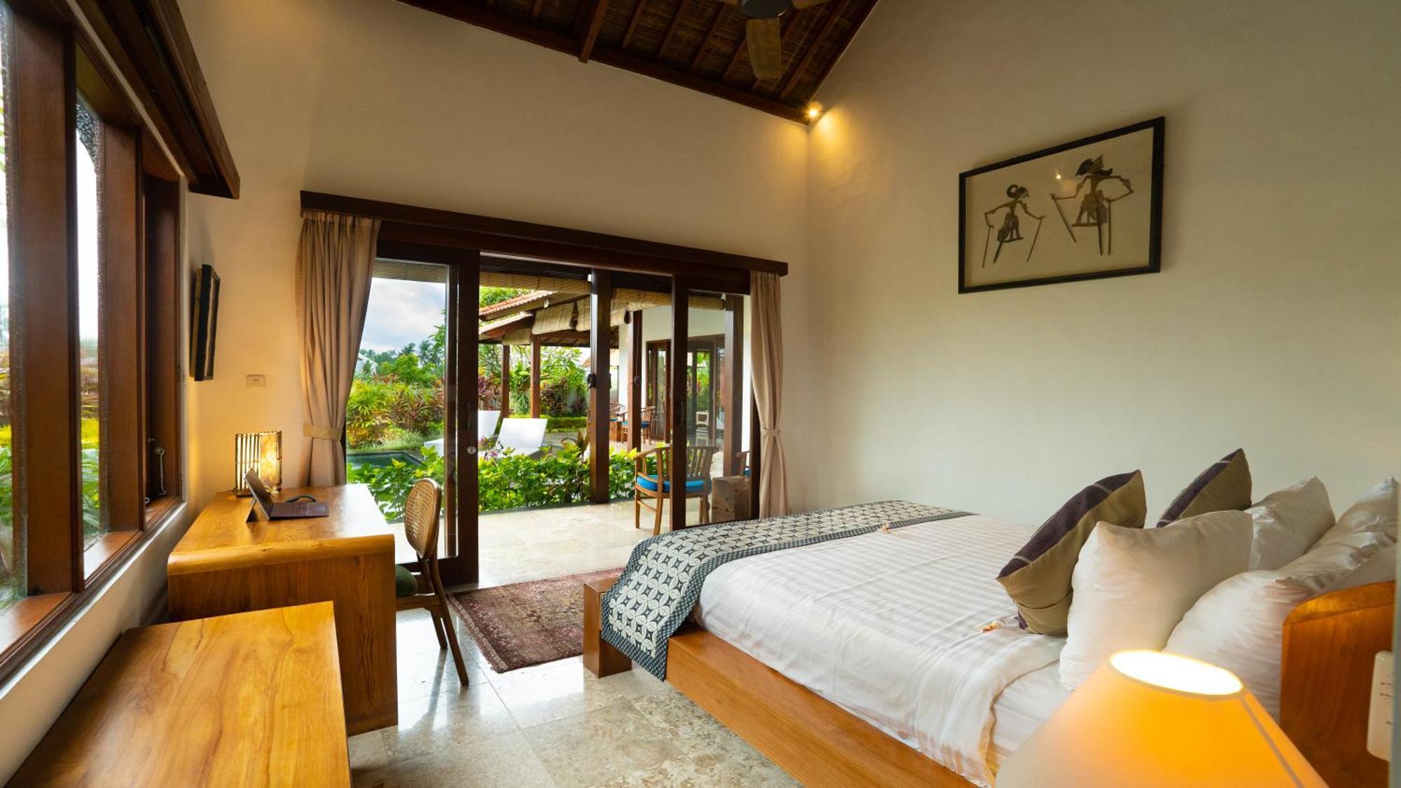 Maya Ubud, Peaceful Rice Field View Villa *