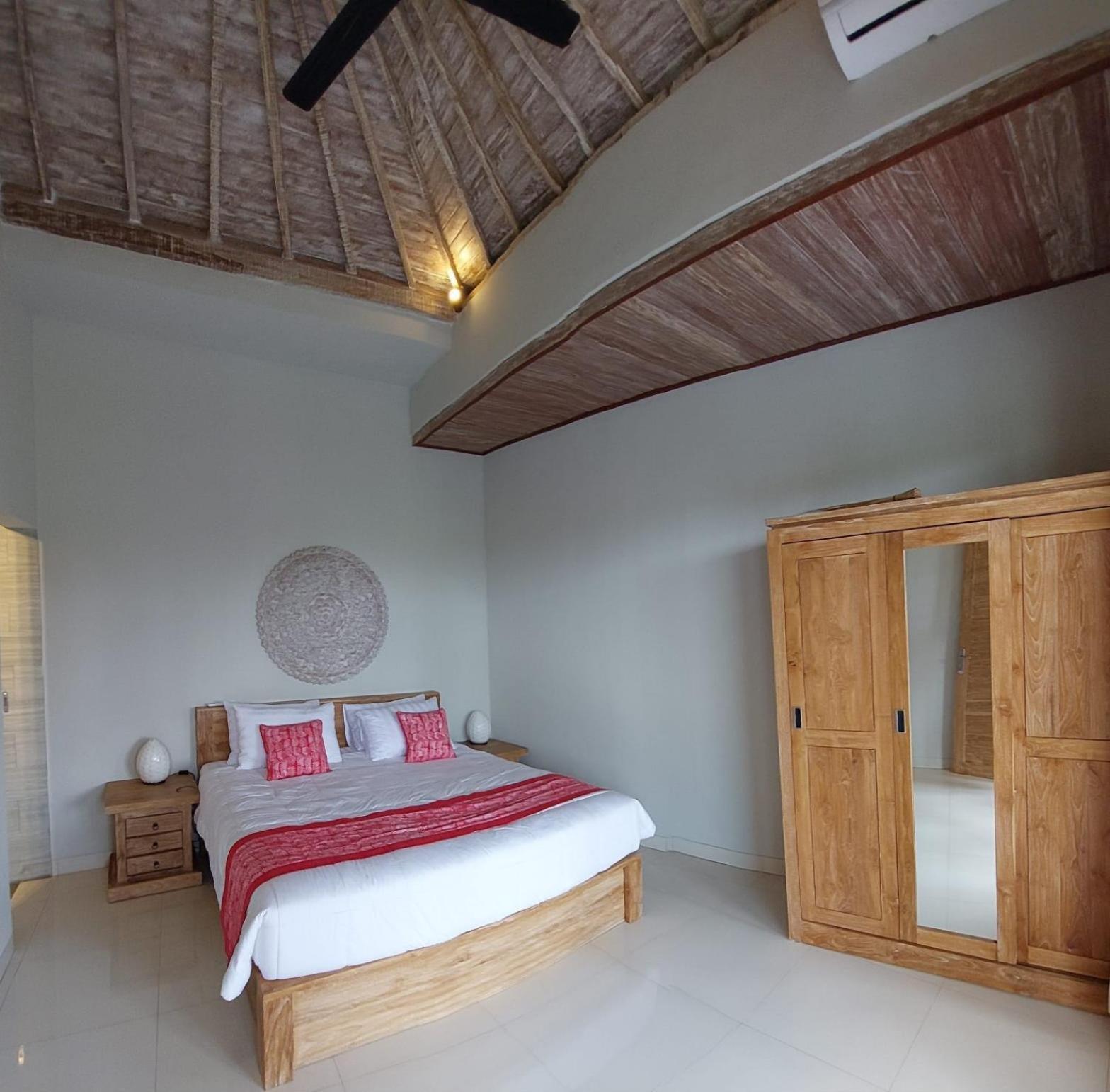 Villa Mb