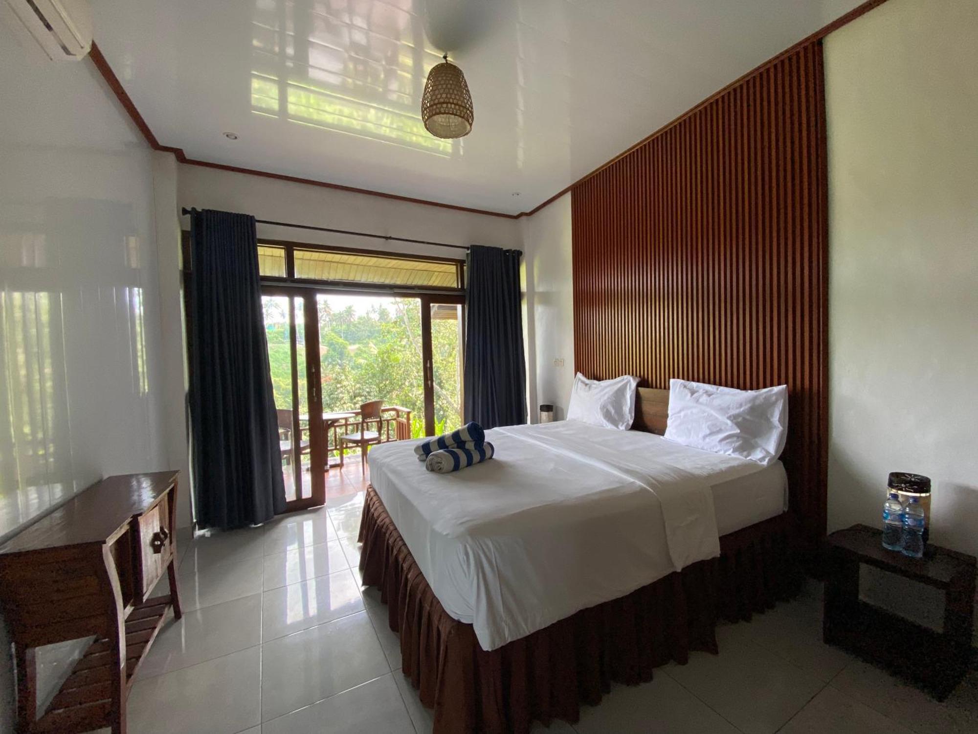 Villa D'tepi House Ubud (Bali)