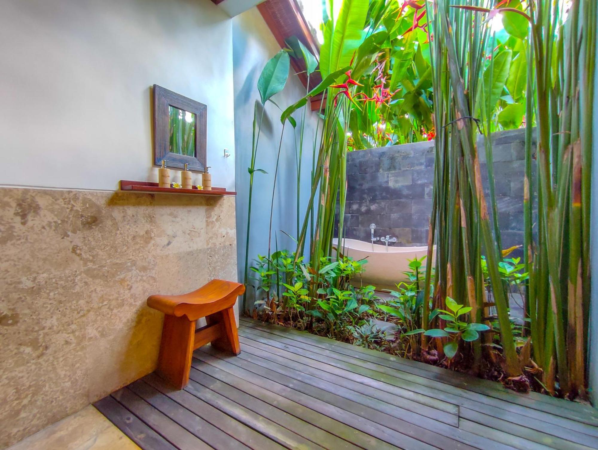 Maya Ubud, Peaceful Rice Field View Villa