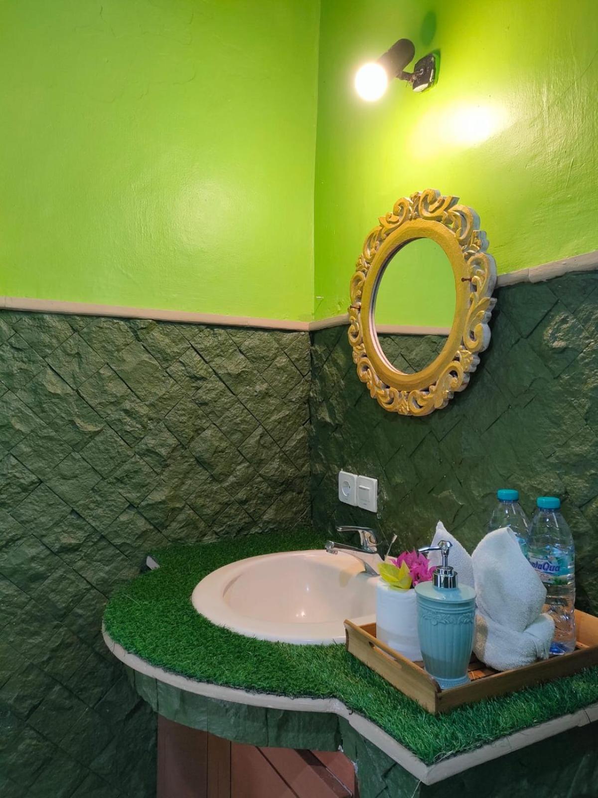 Sri Sunari Quest House