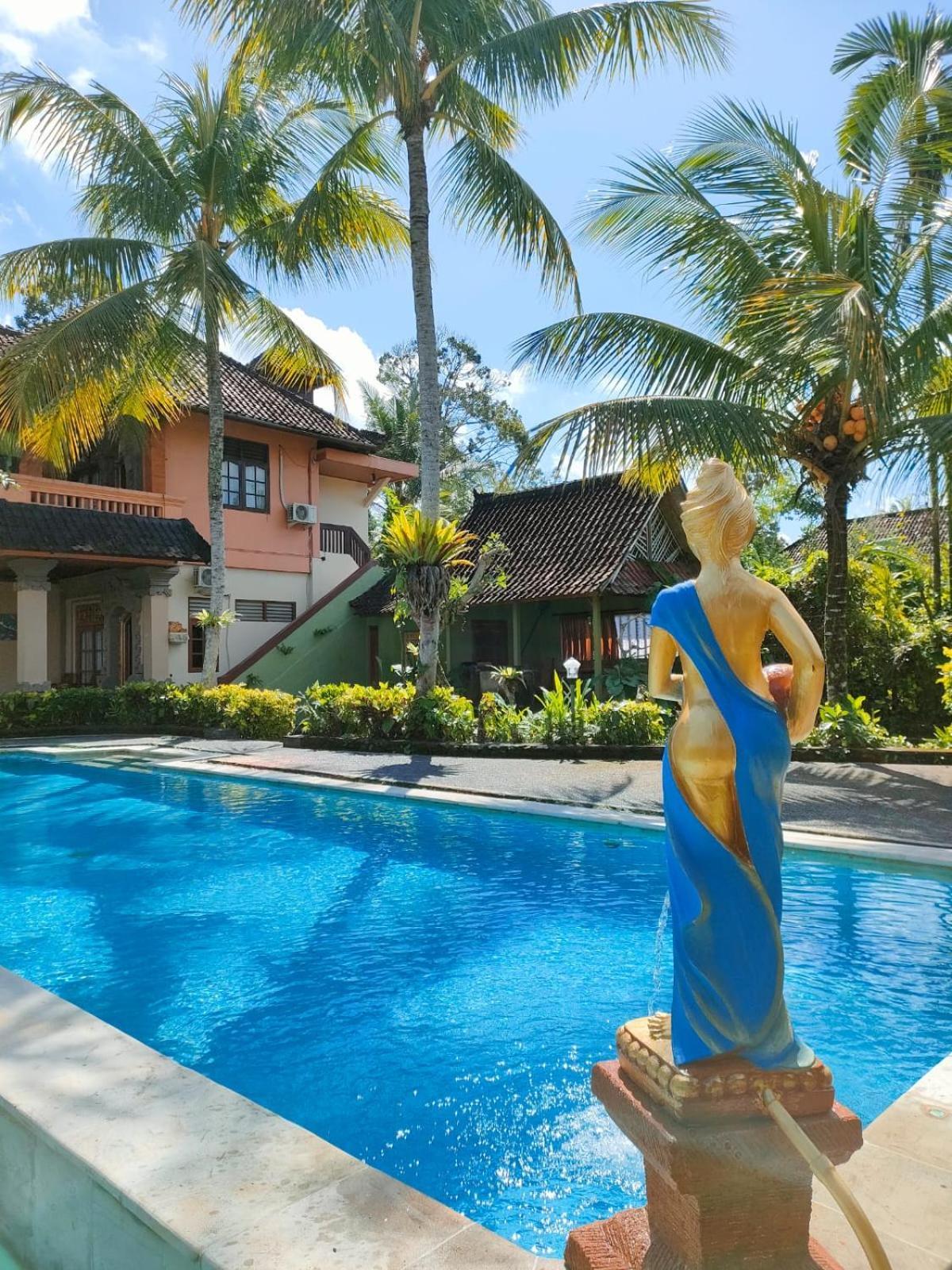 Sri Sunari Quest House Villa