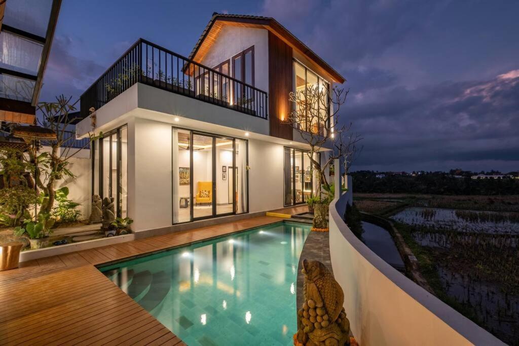 Villa Temple Tree By Orivista, Rice Field View *