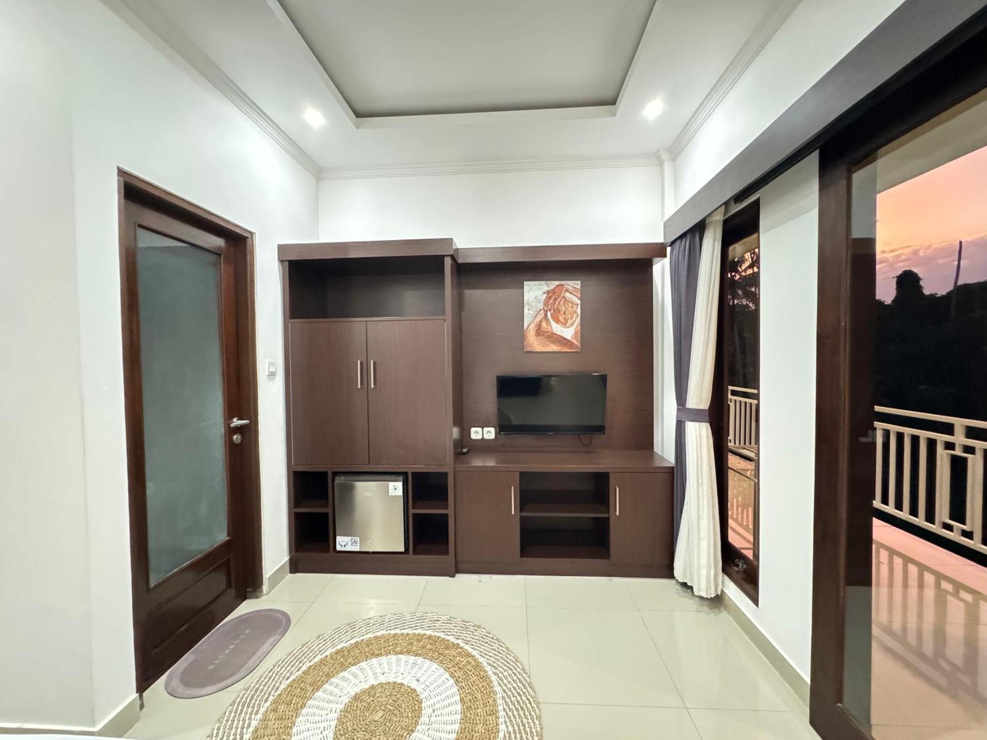 Guest house Hanaka Riverside *