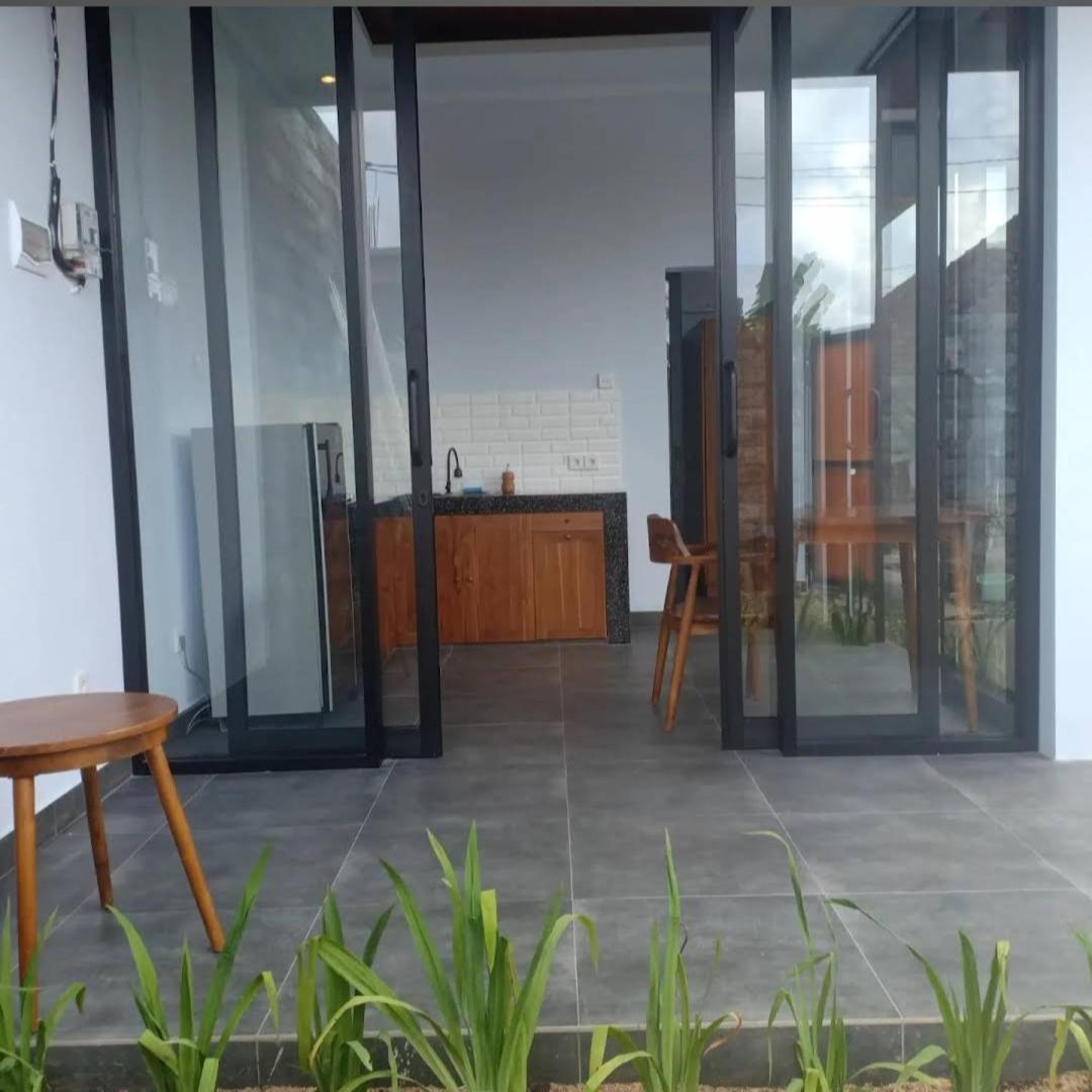 Semanggi Private