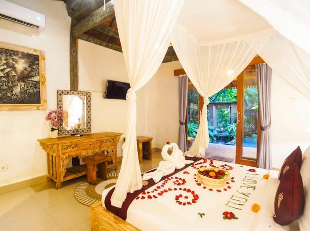 Private With Nature Atmosphere By Dino * Ubud (Bali)