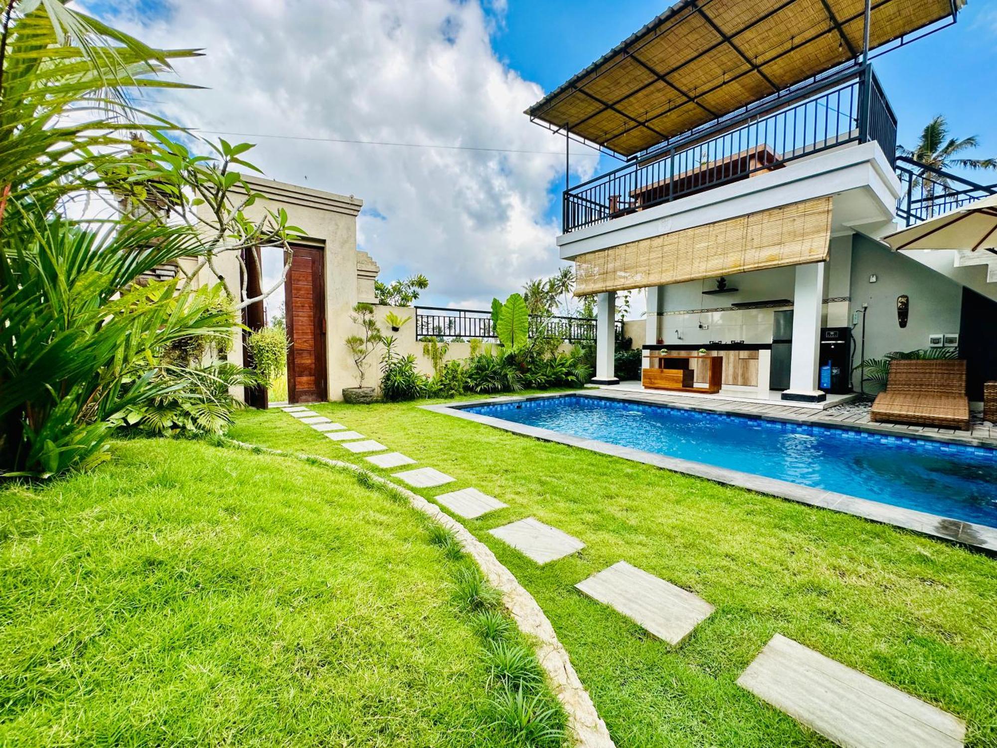 Akatara Guest house