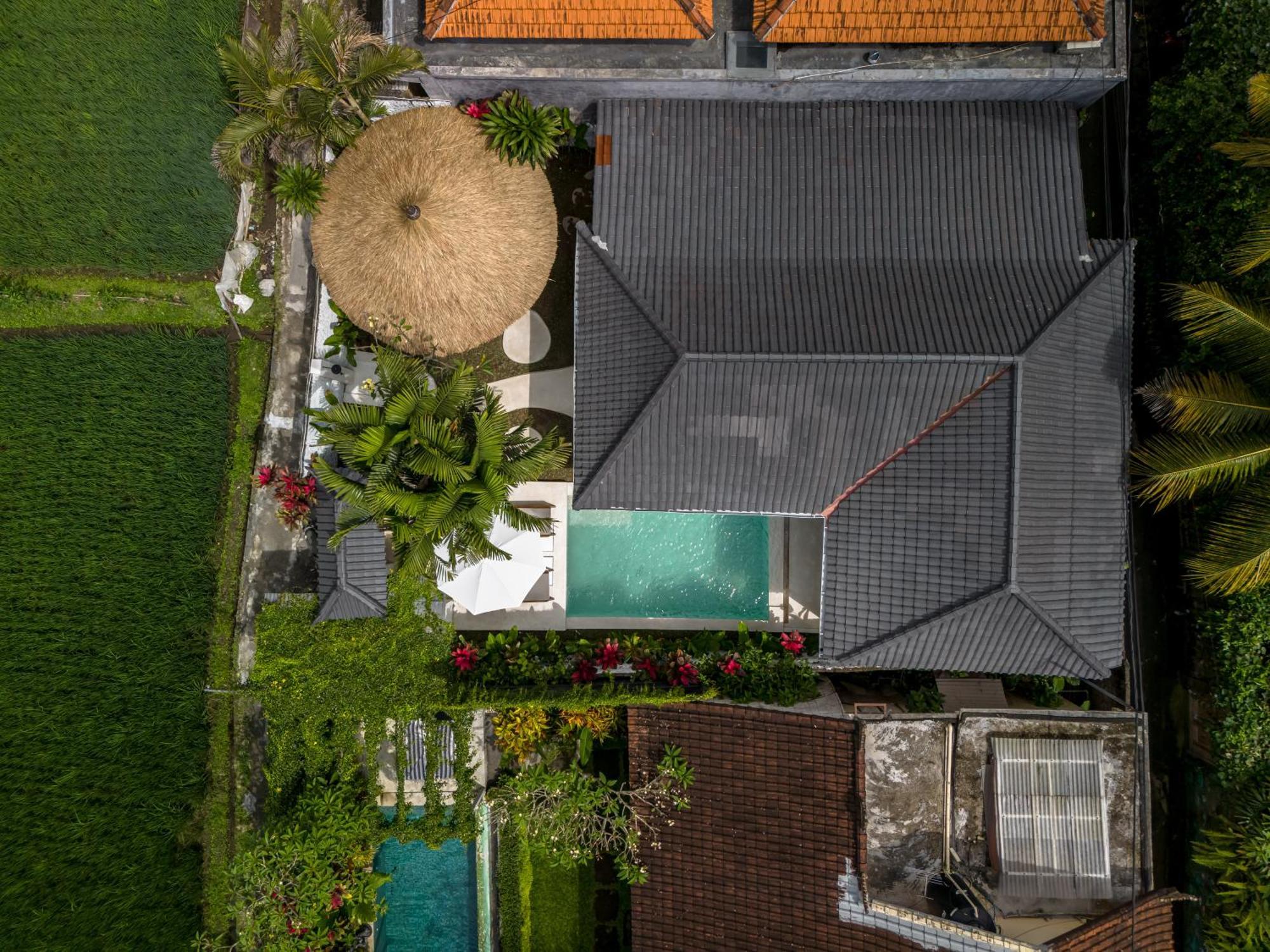 Moonlight Evdekimi - Stylish 2br Escape With Tropical Garden And Pool - Long Extras