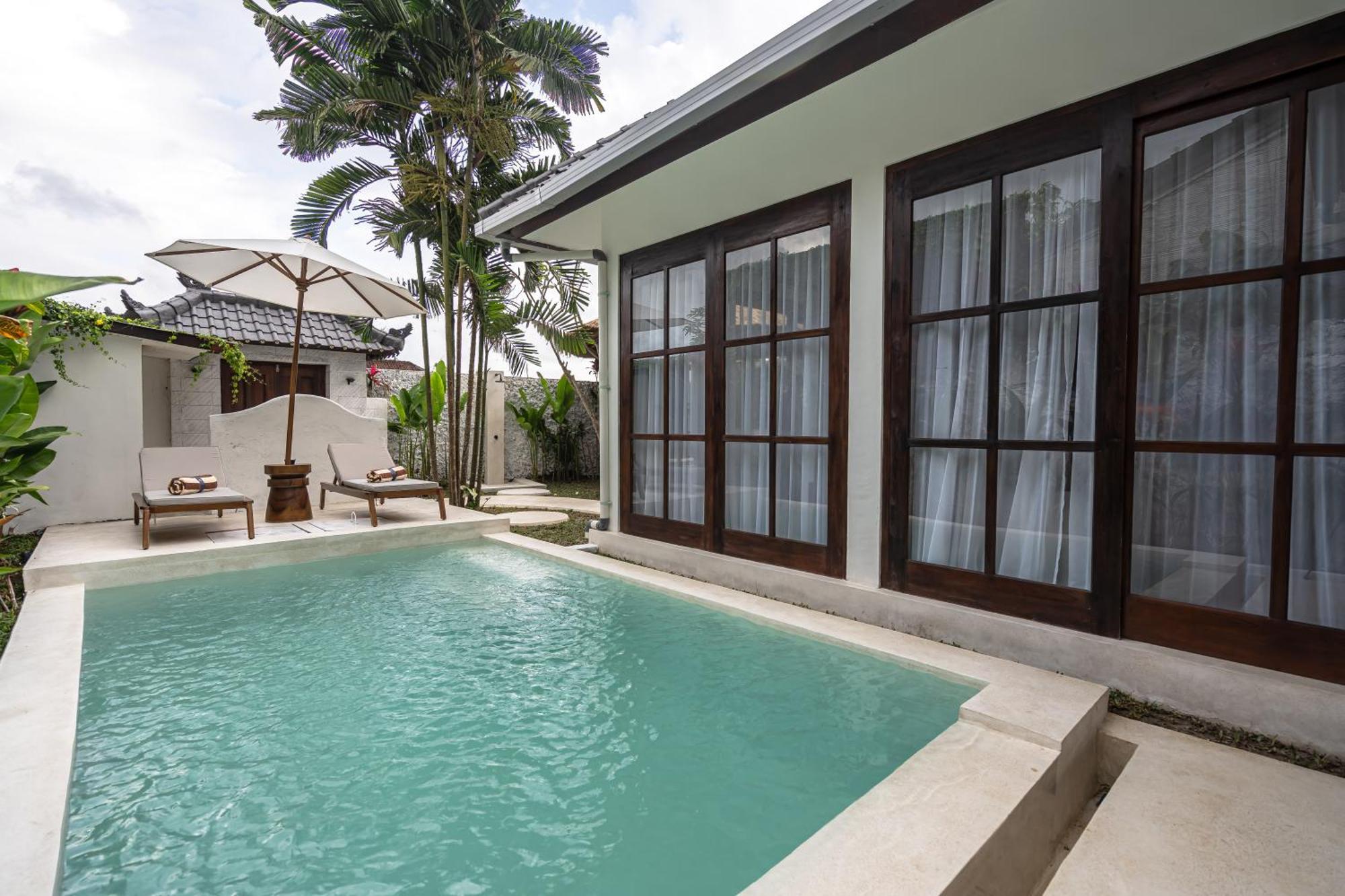 Moonlight Evdekimi - Stylish 2br Escape With Tropical Garden And Pool - Long Extras Villa *