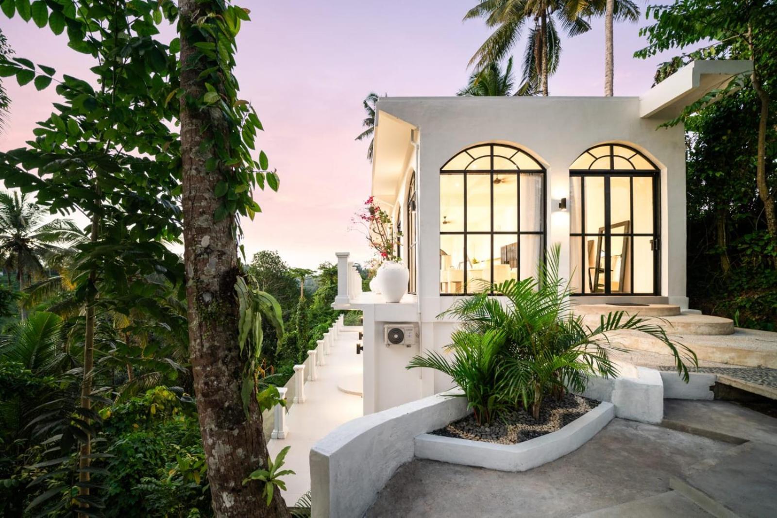 Villa25 *