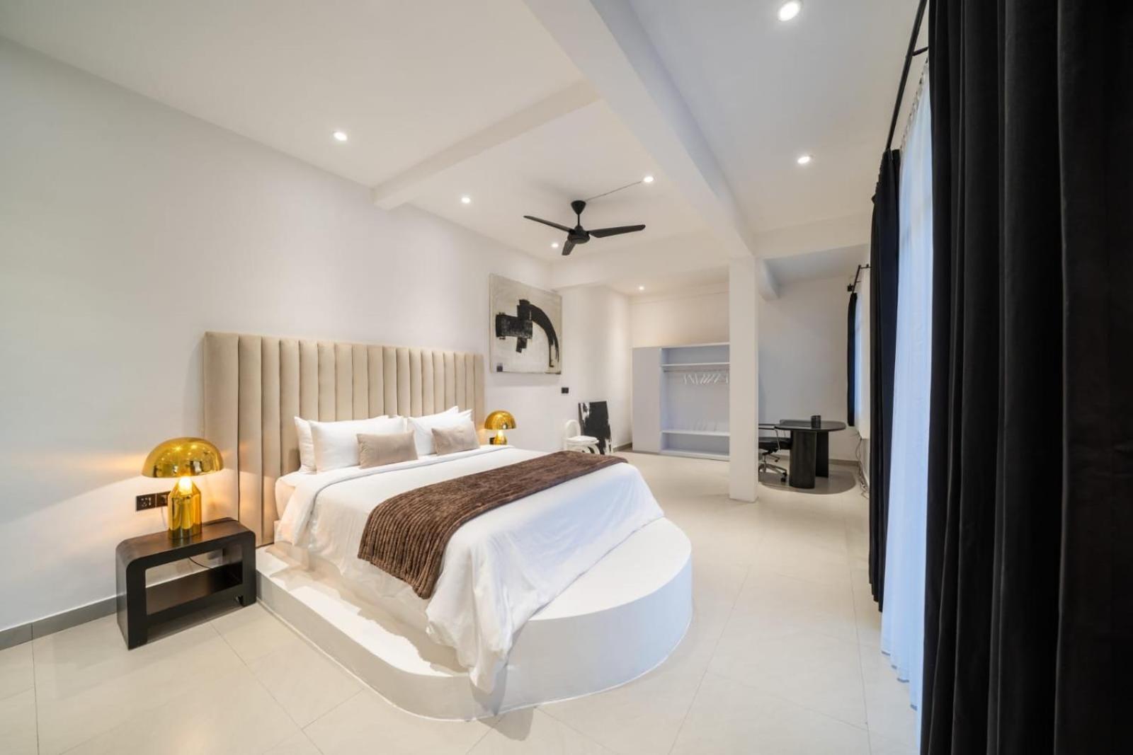 Villa25 *