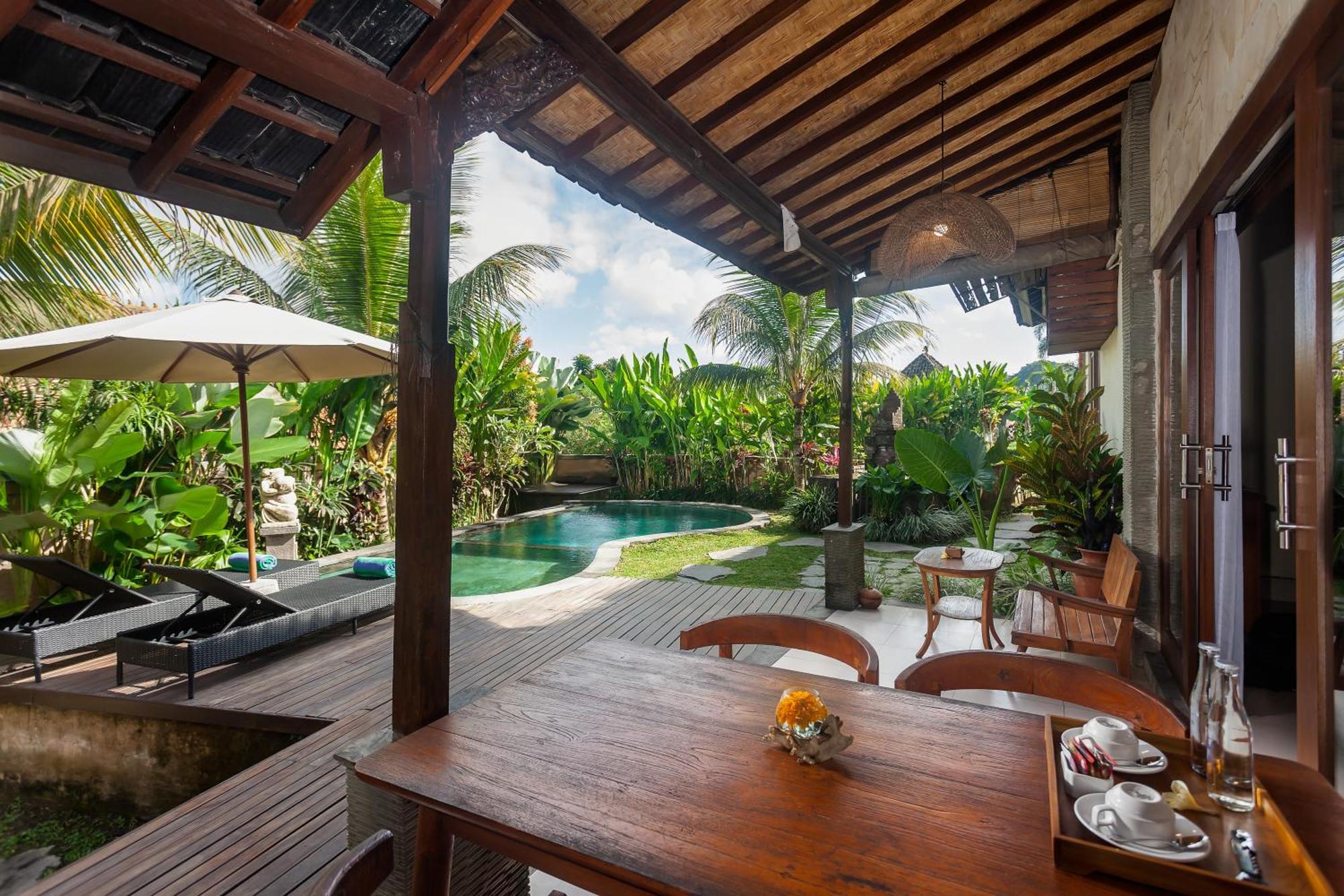 Santris By Pramana Villa *