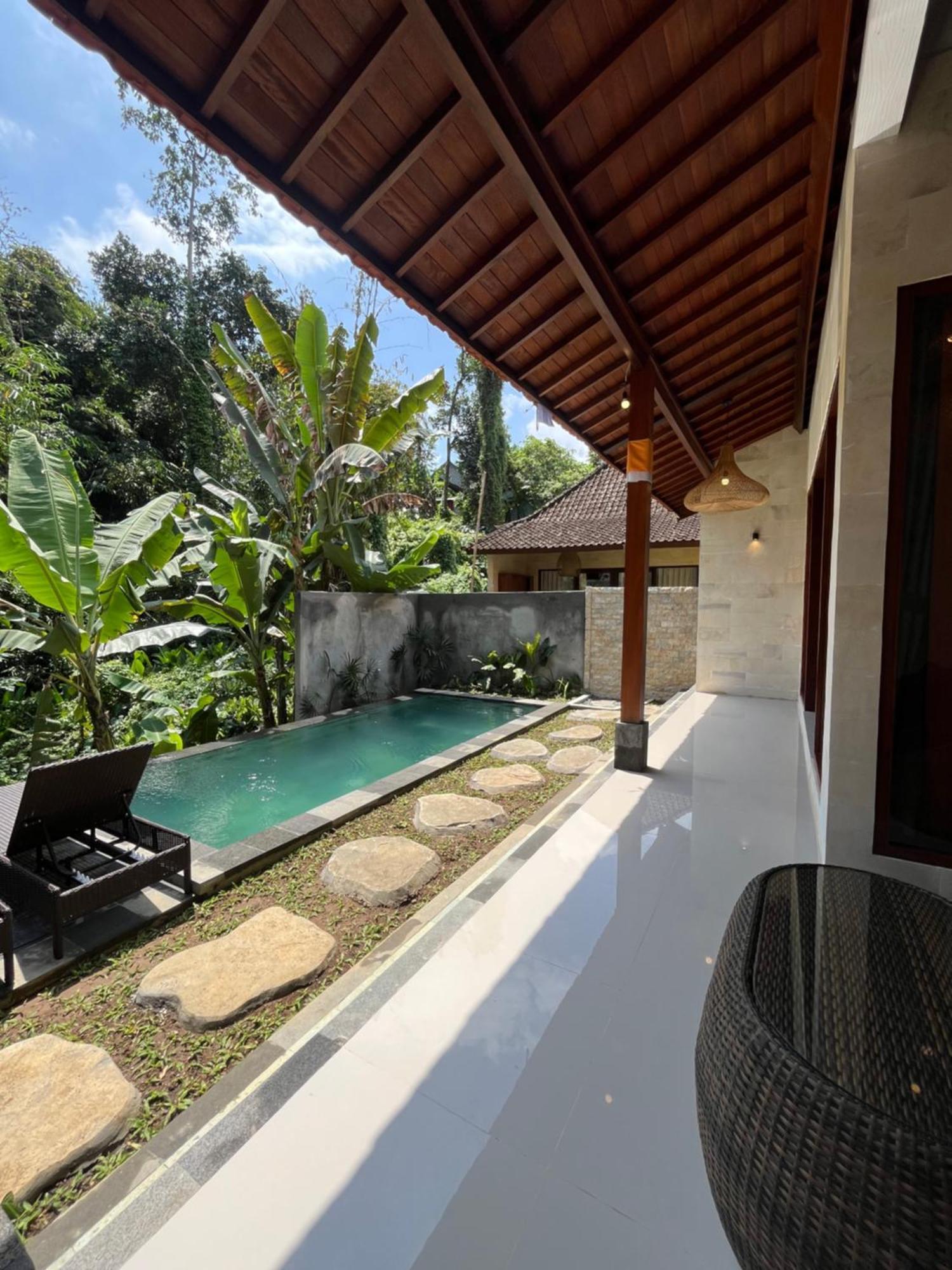 Holiday home Pis Bolong House *