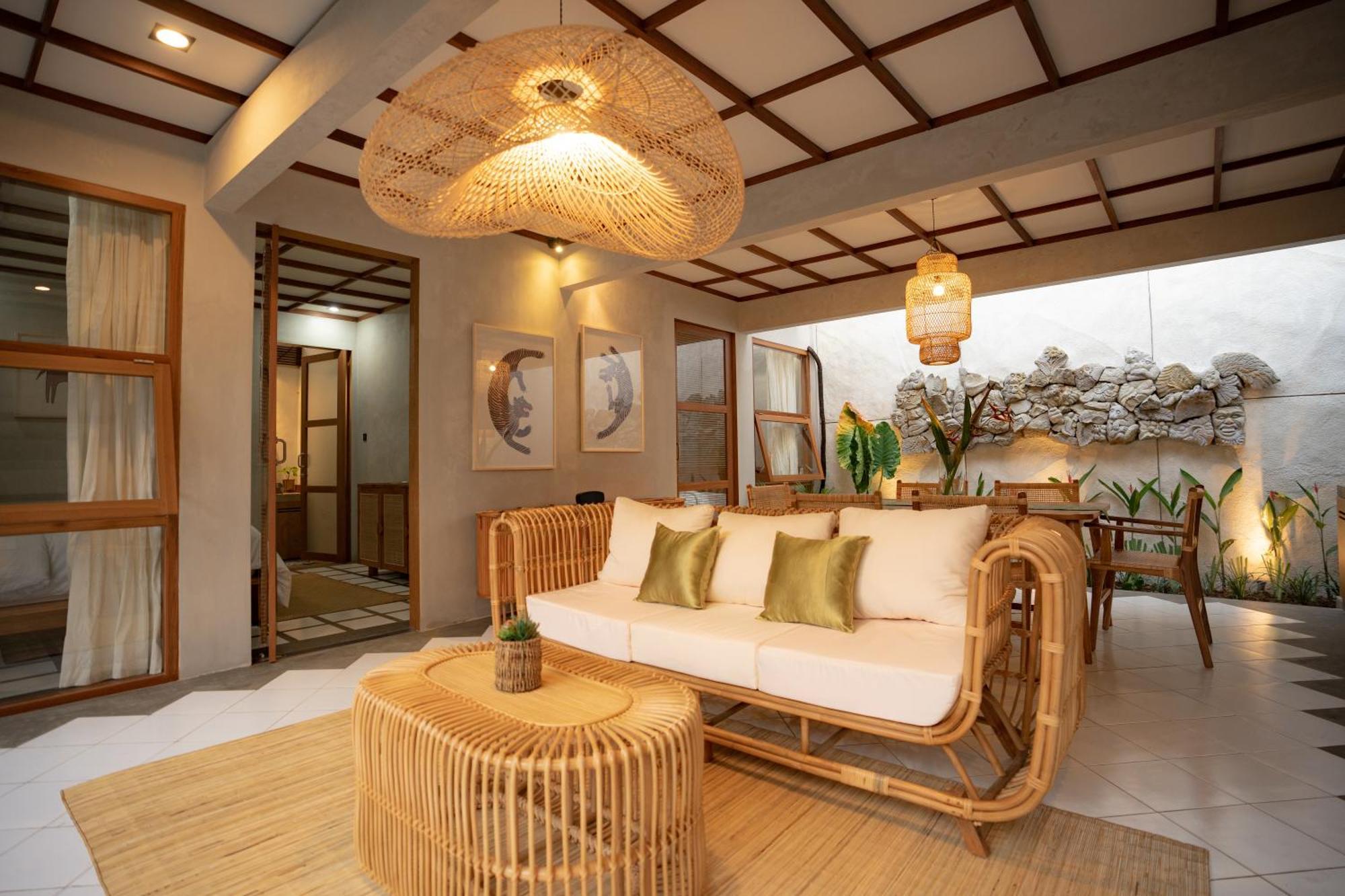 Villa Harapura Villa, Nyuh Kuning,