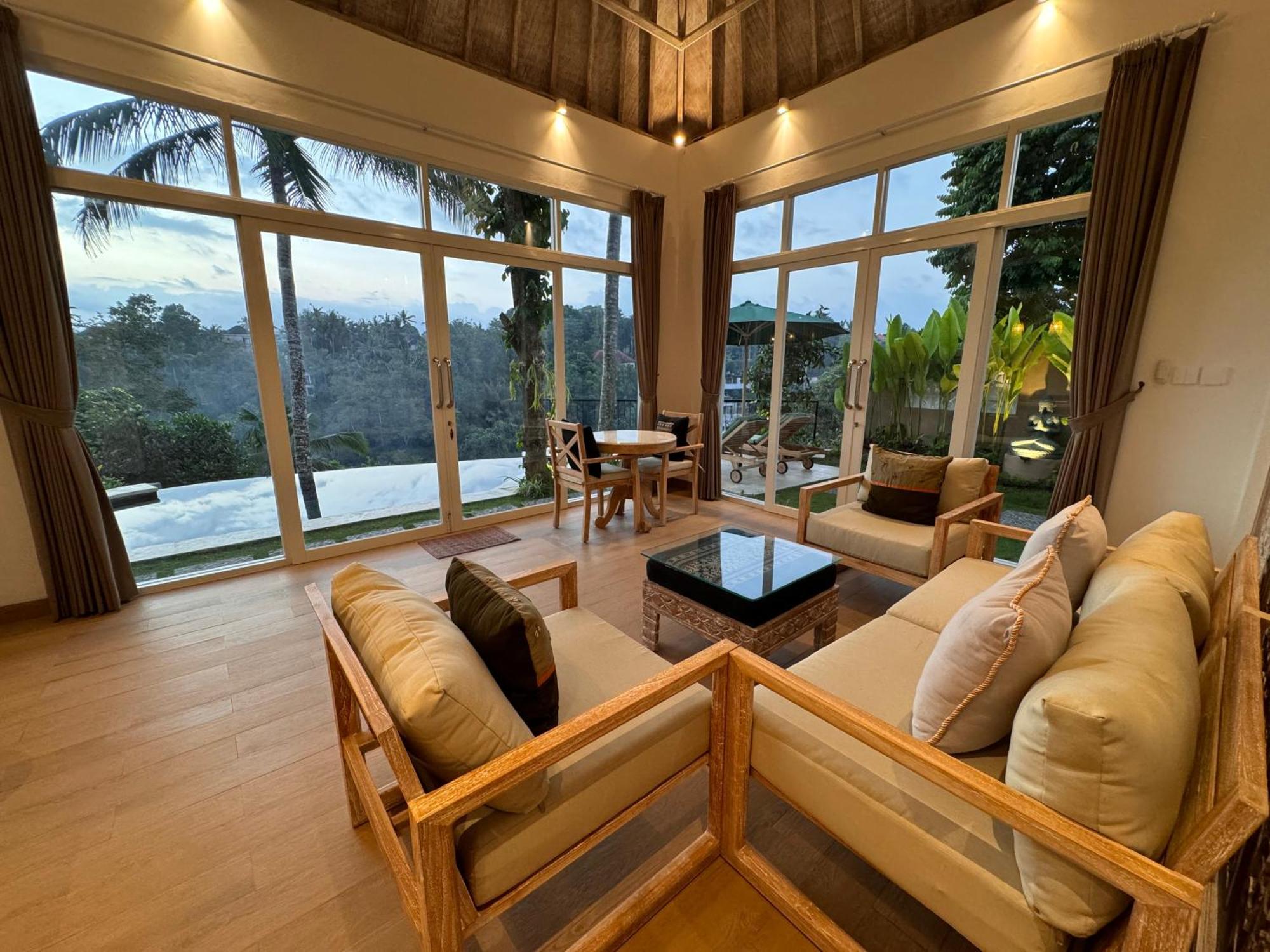 Villa Suara Jiwa Luxury With Private Pool
