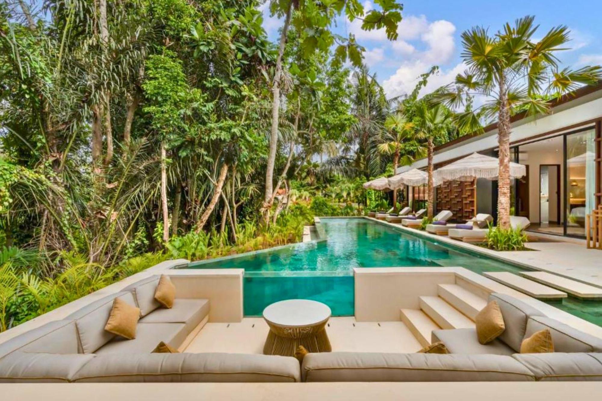 Lestari 4 Bedroom Private Pool Zn206