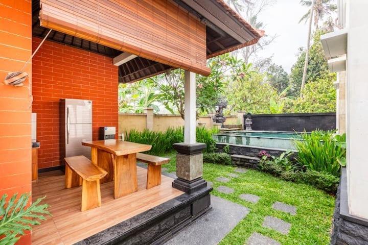 Kubu Kapas Bali