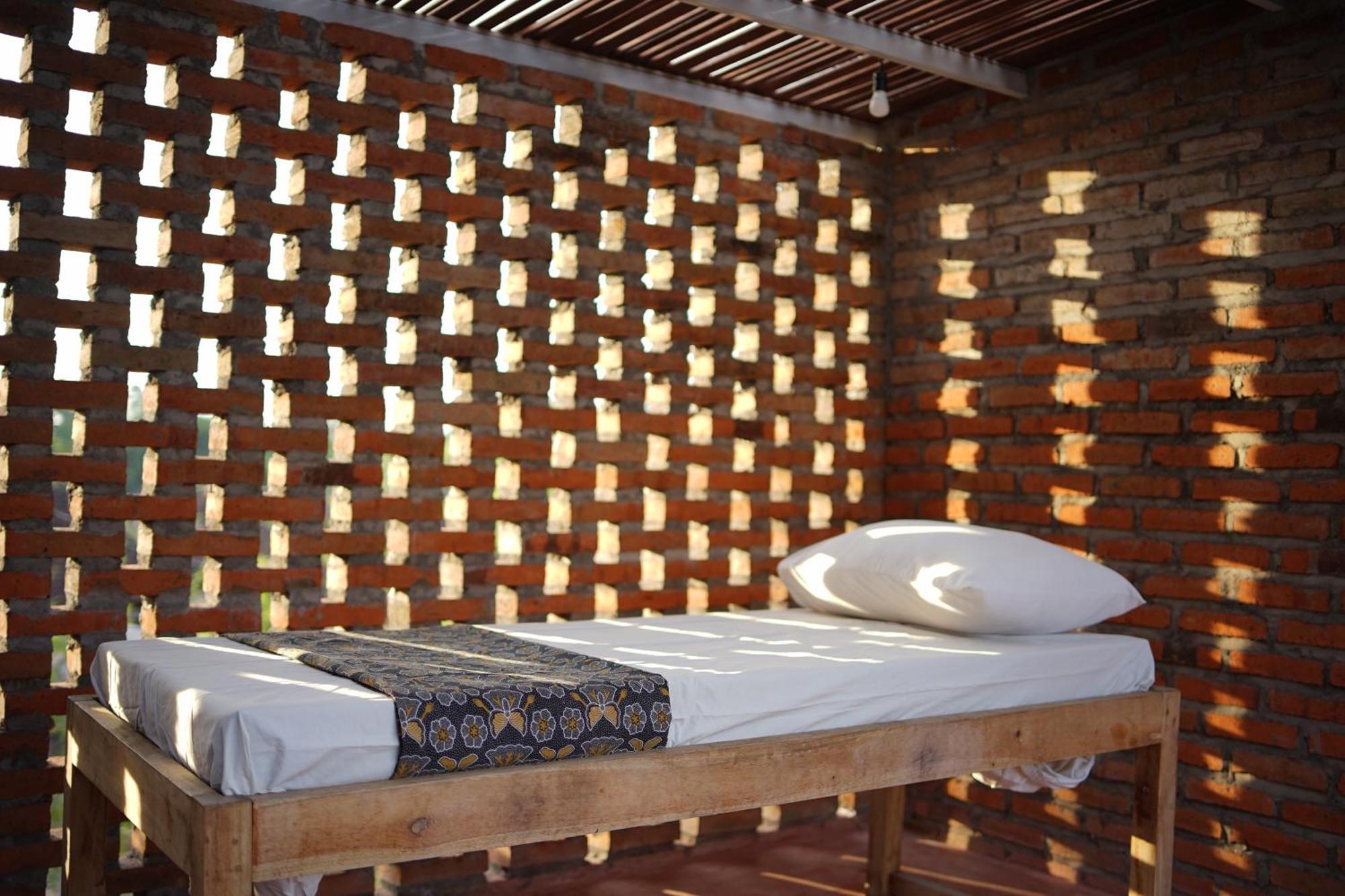 Guest house Dedeane
