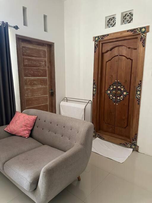 Permata Tojan Blok A3 Holiday home