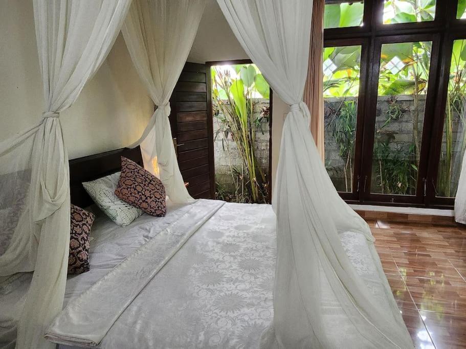 Villa 2 - 2 Pools - Sleeps 9 Ubud (Bali)