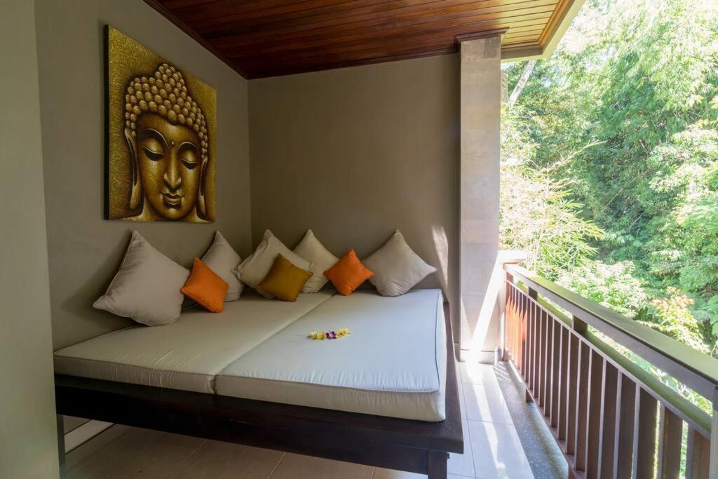River Villa, Pool, River View Villa