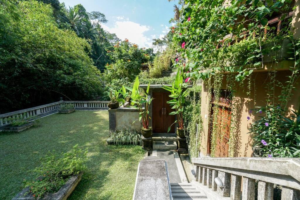 Villa River Villa, Pool, River View Ubud (Bali)