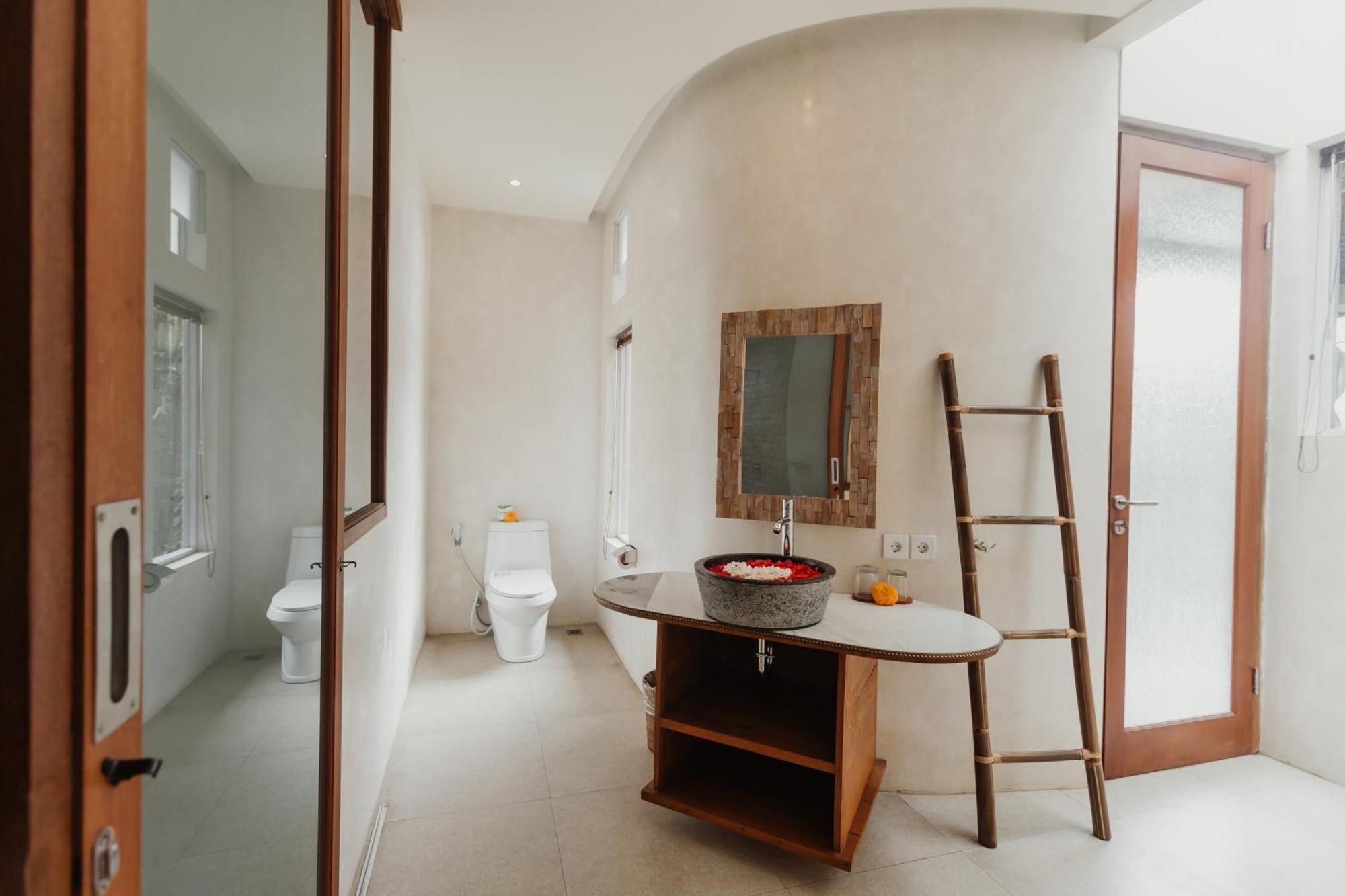 The Iyang 3* Ubud