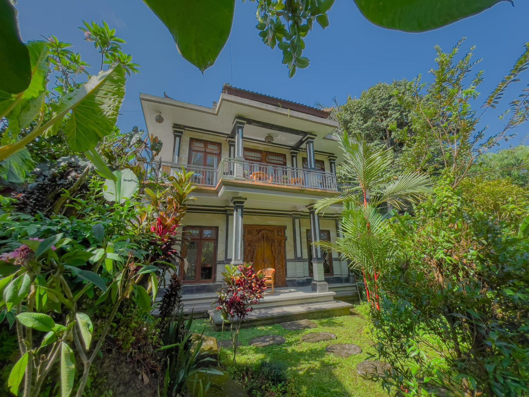 Guest house Surya View And By Eps