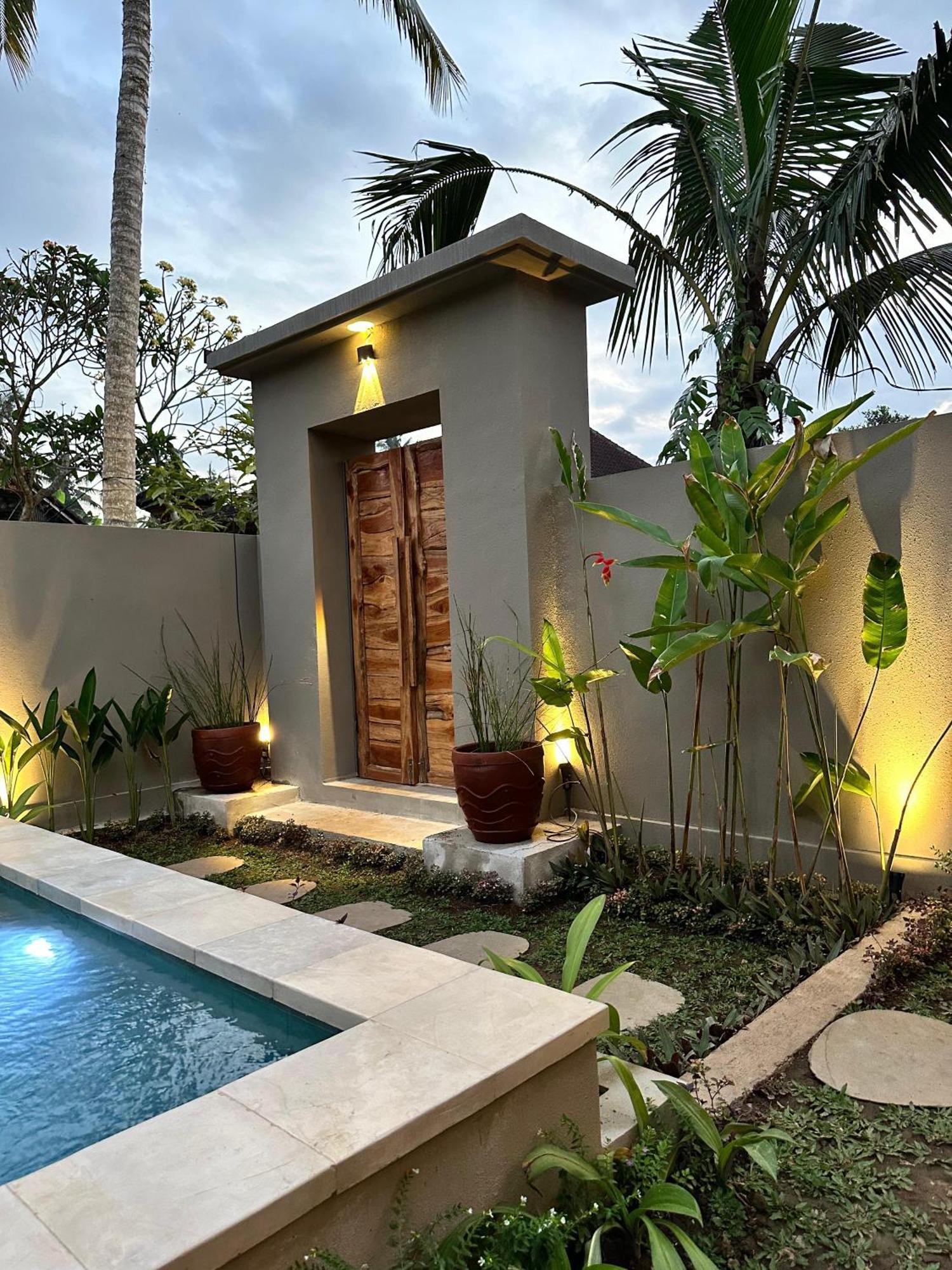 Vila Utu, - Bali *